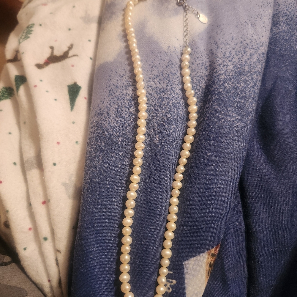 Classic White Pearl Necklace